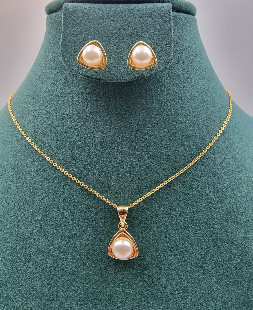 Elegant Gold-Toned Necklace & Earring Sets